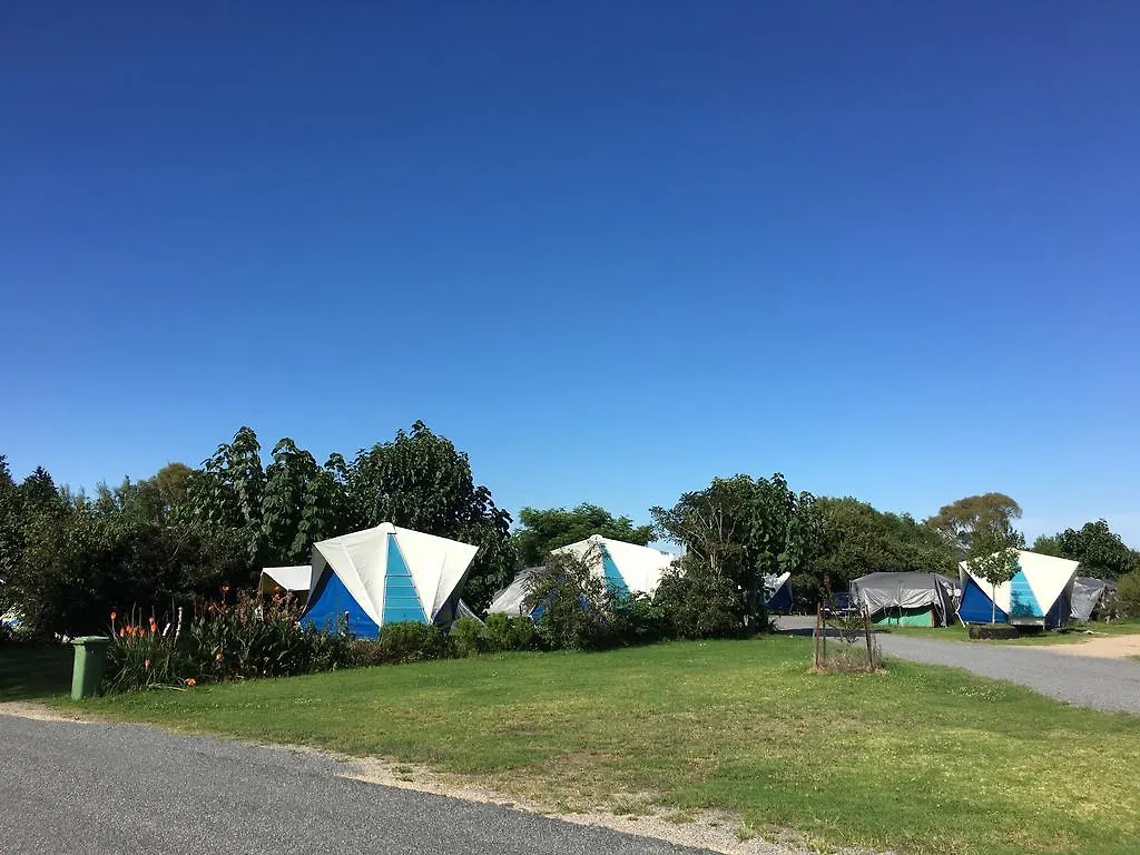 ホリデーパーク Aaok Happy Apple Resort Thulimbah